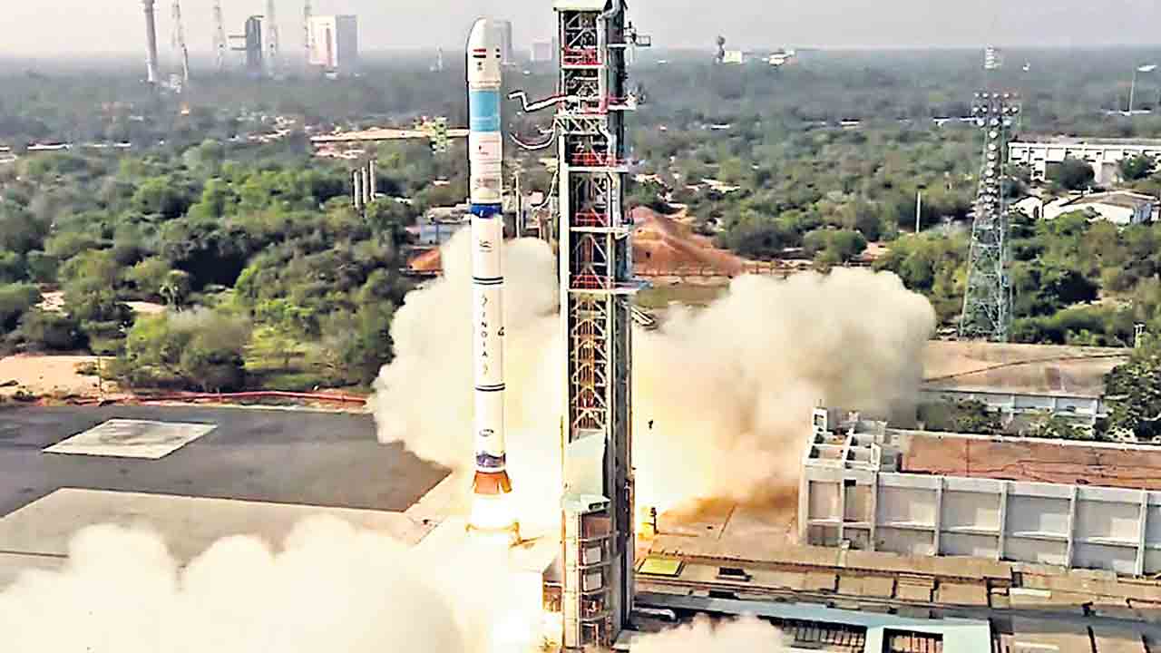 ఎస్‌ఎస్‌ఎల్‌వీ డీ2 సక్సెస్‌