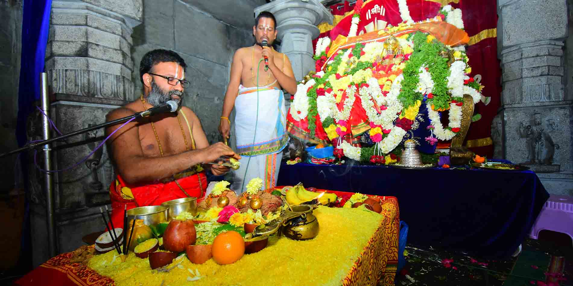 యాదగిరిగుట్టలో నిత్యోత్సవాలు