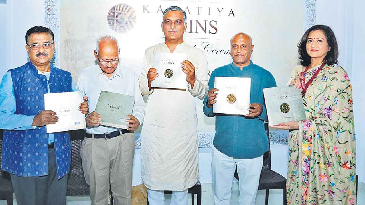 కాకతీయ కాయిన్స్‌ పుస్తకావిష్కరణ