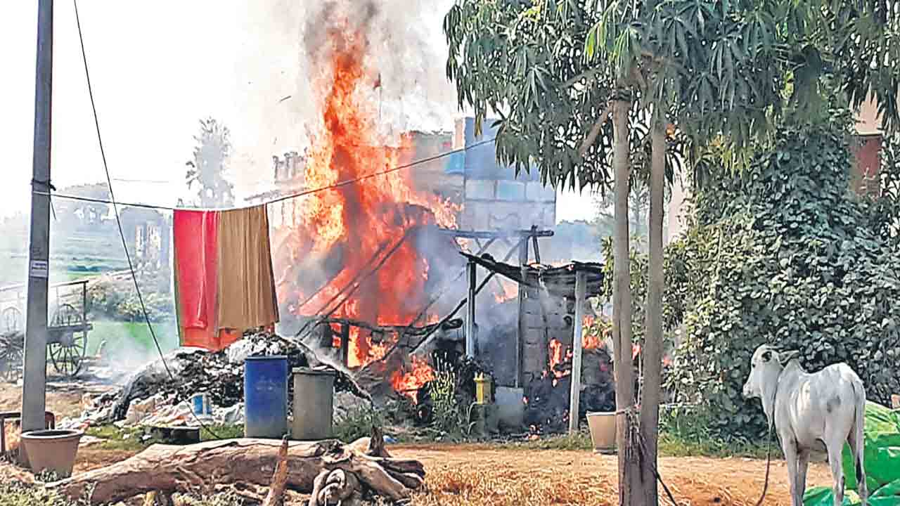 పైసలు కాలిపాయె