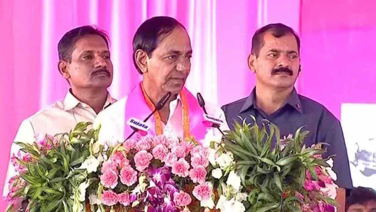 ఒక్క పెద్ద డ్యామైనా కట్టారా?