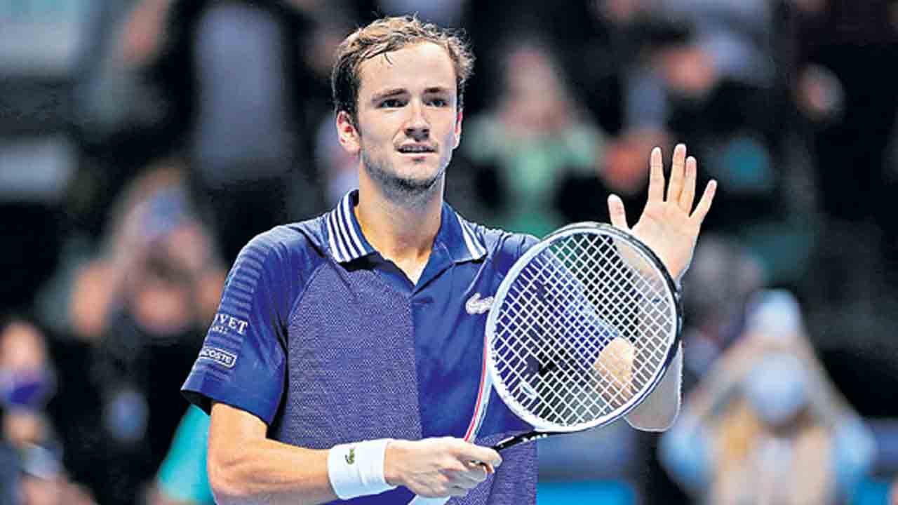 ఖతర్‌ చాంప్‌ మెద్వెదెవ్‌