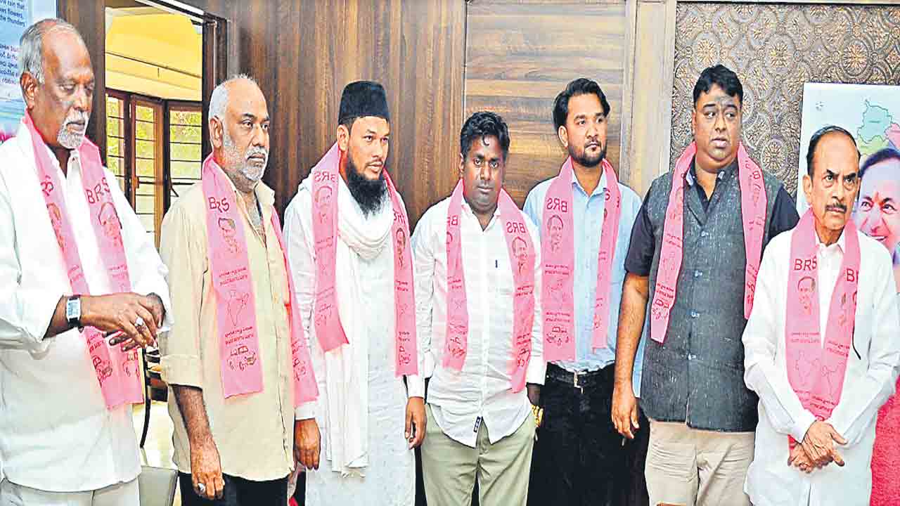 బీఆర్‌ఎస్‌లోకి నాగ్‌పూర్‌వాసులు