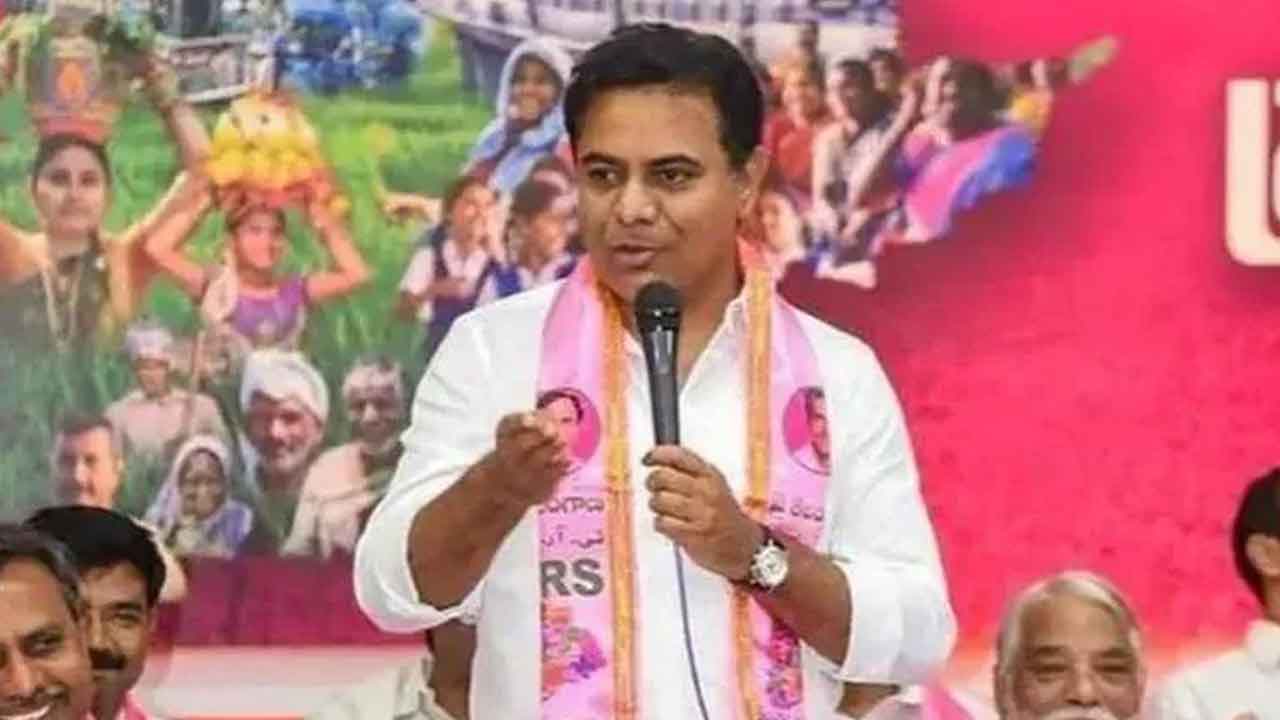 దళిత బంధు సక్సెస్‌ స్టోరీలు సిద్ధం చేయాలి