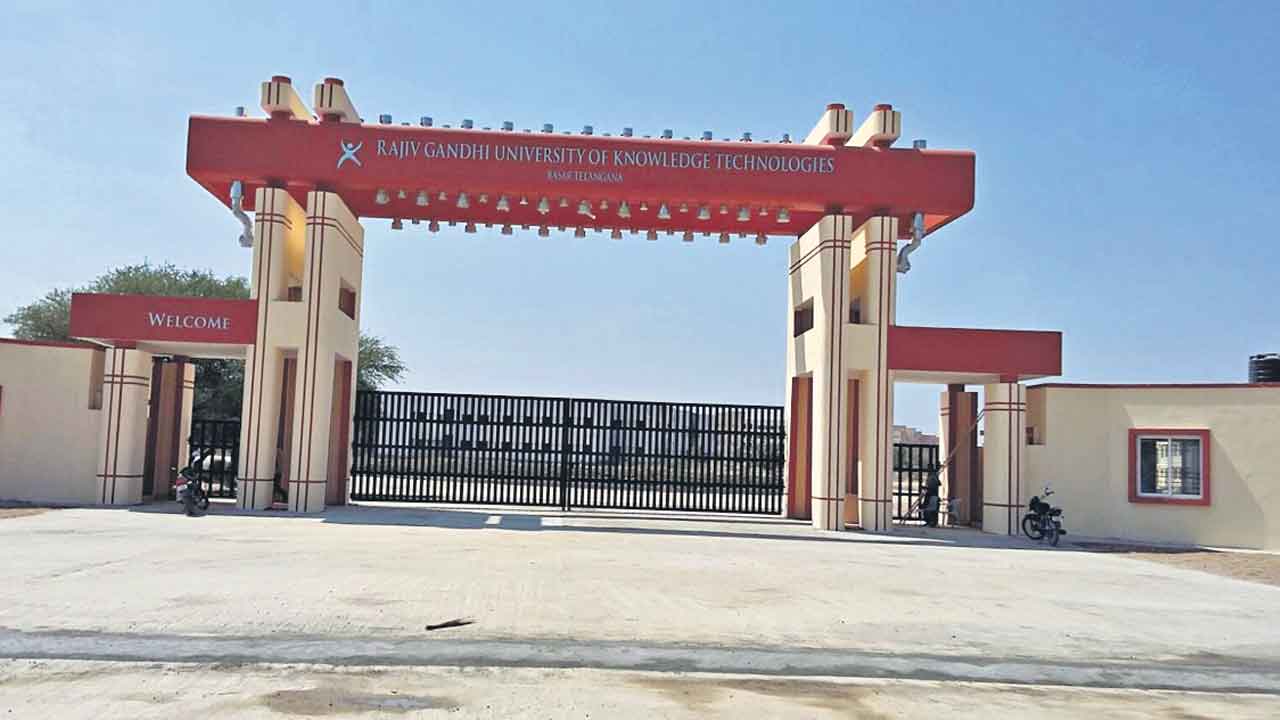 ఆర్జీయూకేటీకి ‘అక్షయపాత్ర’!