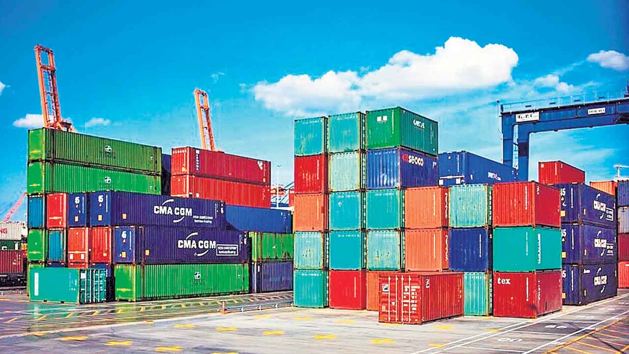 కోలుకోని ఎగుమతులు.. వరుసగా రెండో నెలా పతనం