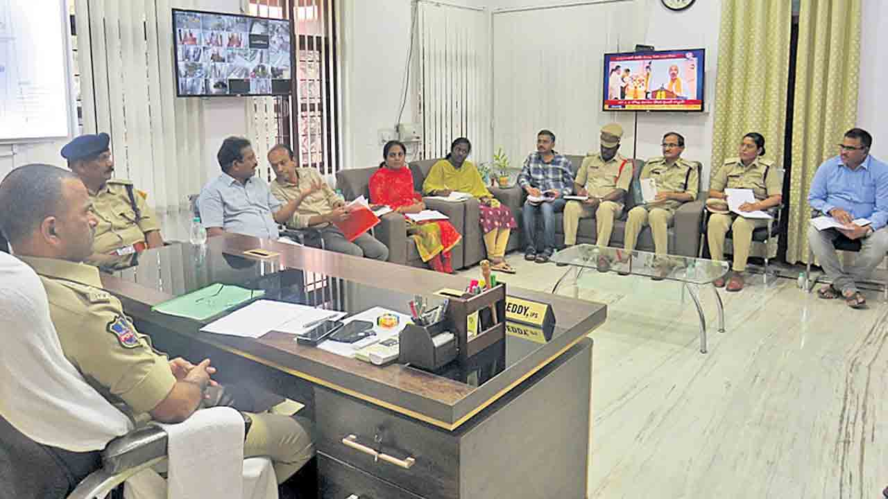 సురక్షితమైన ప్రయాణమే లక్ష్యం