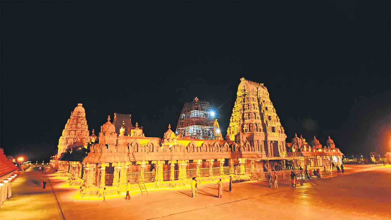 నేటి నుంచి యాదగిరిగుట్ట బ్రహ్మోత్సవాలు