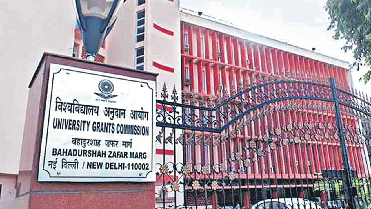 ఆర్‌అండ్‌డీ, ఇంక్యుబేషన్‌ సెంటర్లు నెలకొల్పండి