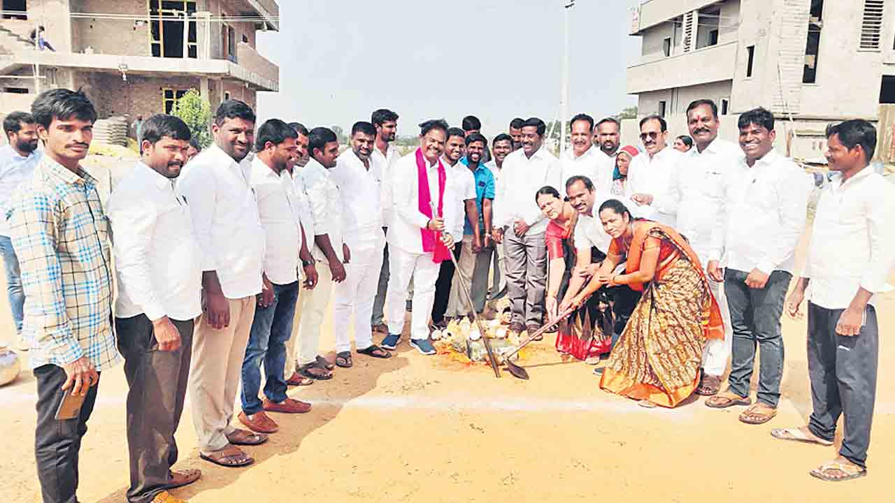 నియోజకవర్గ అభివృద్ధికి నిరంతరం కృషి