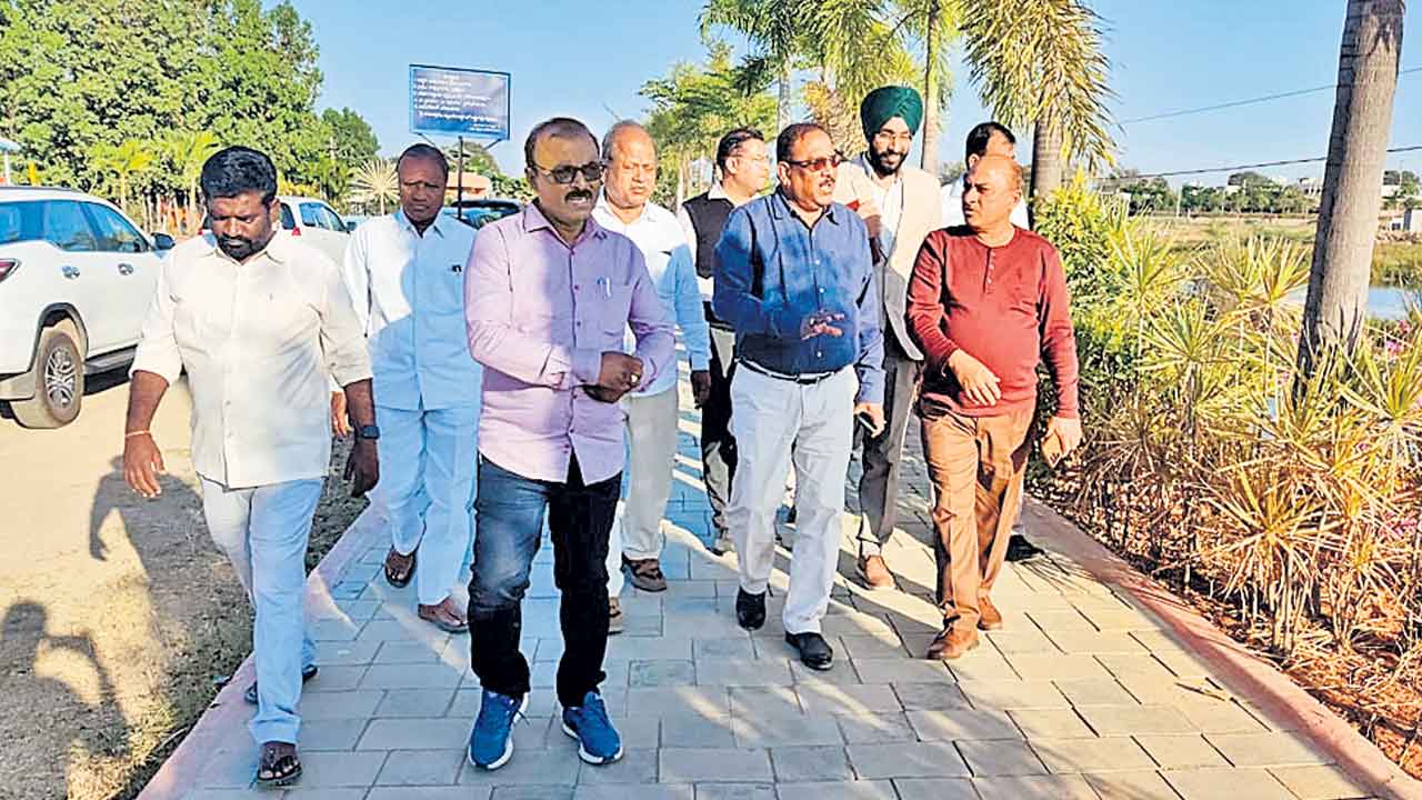 నీటి వనరుల సృష్టి అద్భుతం