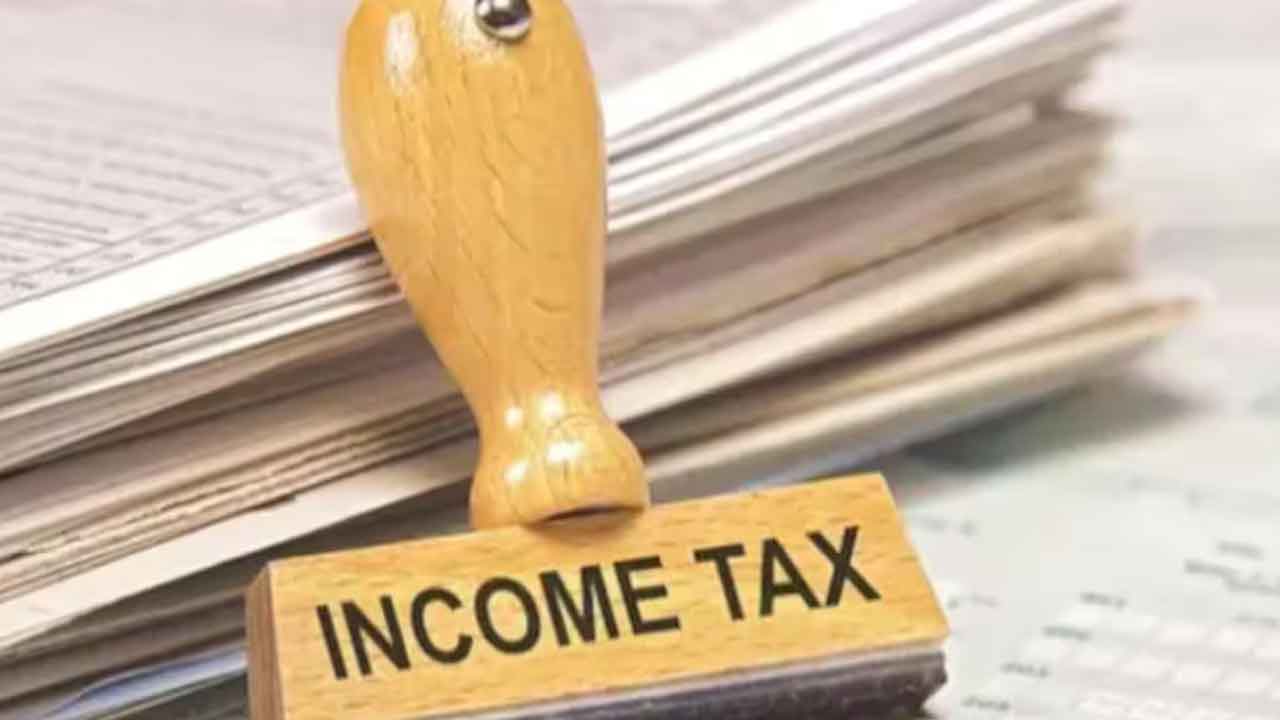 వేతన జీవులను వంచించిన కేంద్రం