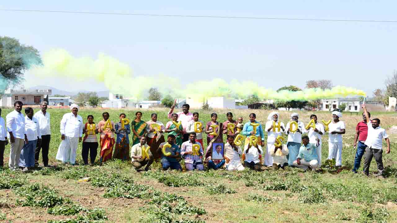 జయహో.. కేసీఆర్‌.. నేడు ప్రగతి సారథి జన్మదినోత్సవం