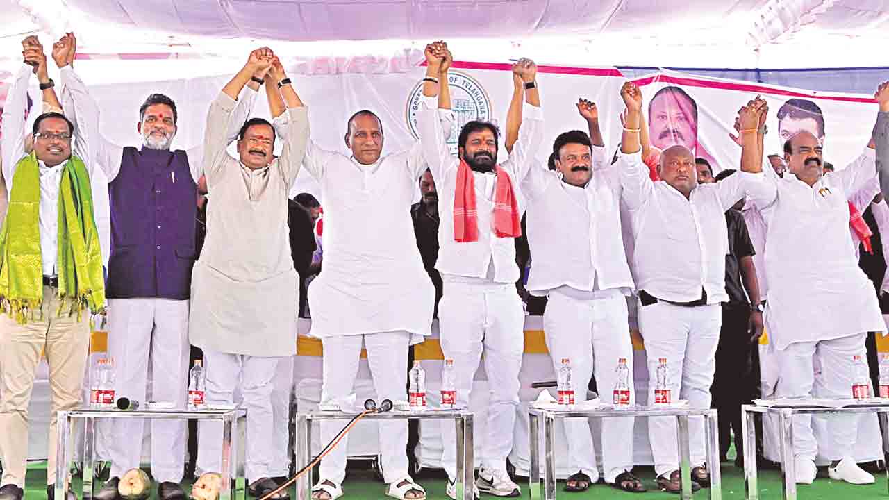 13 బీసీ భవనాలకు భూమిపూజ