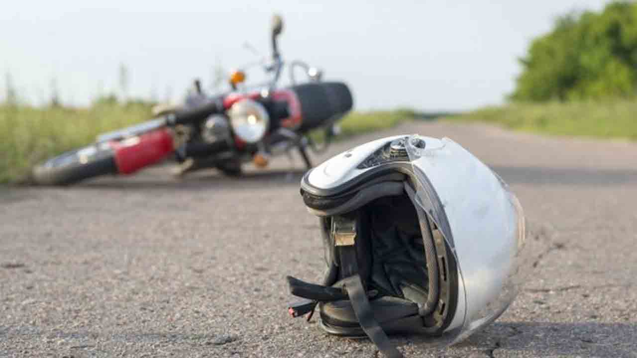 రోడ్డు ప్రమాదంలో వ్యక్తి మృతి