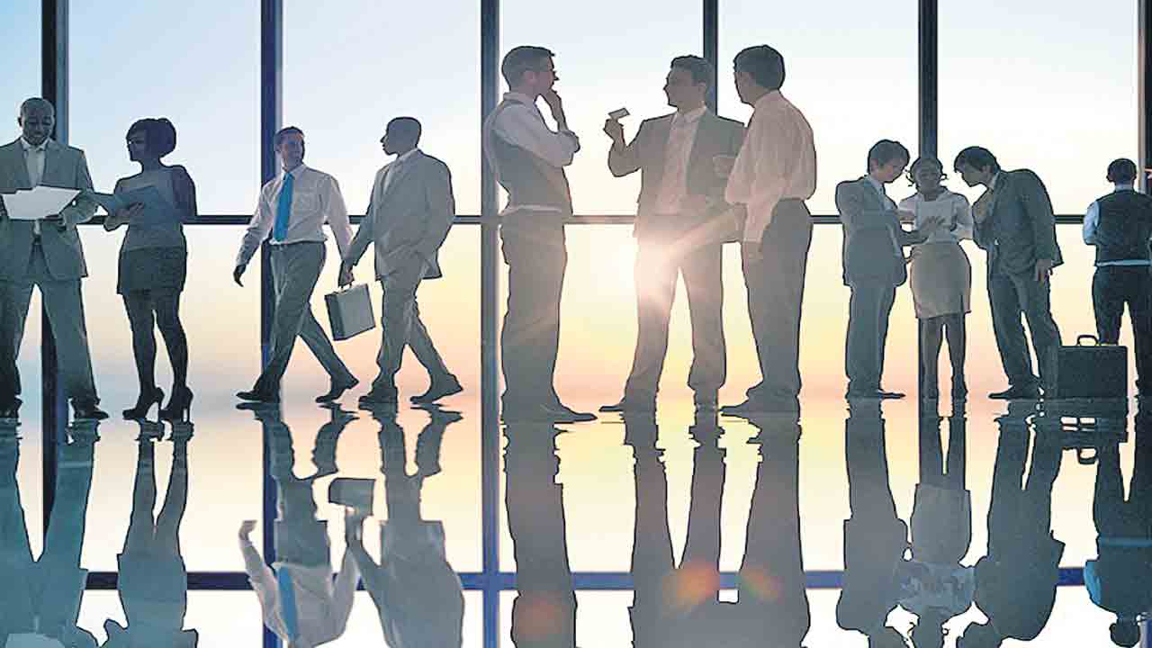 డిస్నీలో 7 వేల మందికి ఉద్వాసన!