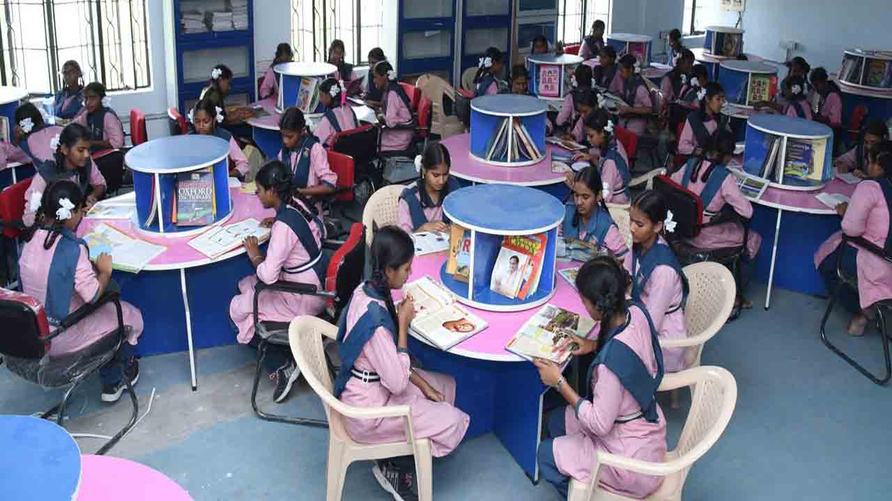 బీసీ గురుకులాలు అప్‌గ్రేడ్‌