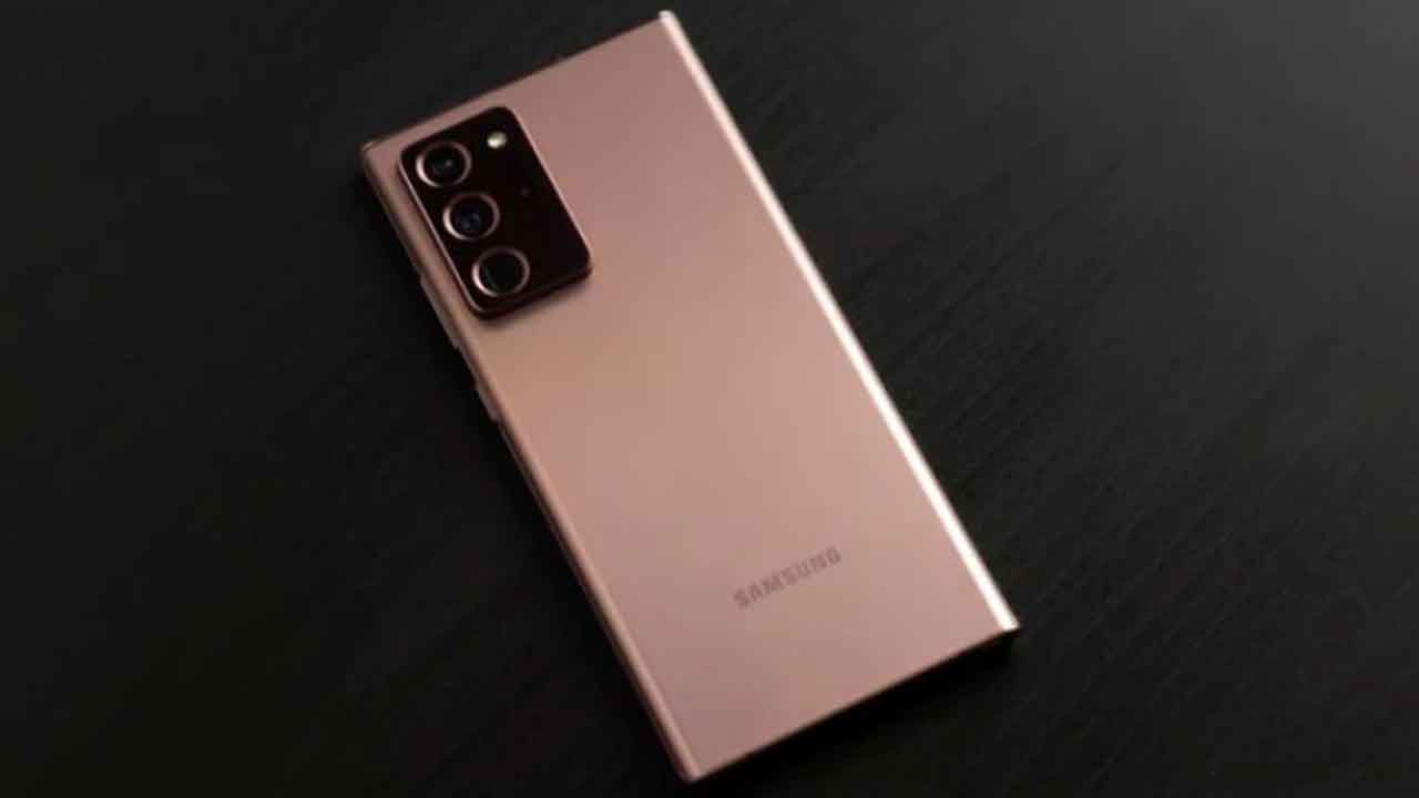 రిస్క్‌లో శామ్‌సంగ్‌ గెలాక్సీ యూజర్లు: కేంద్రం