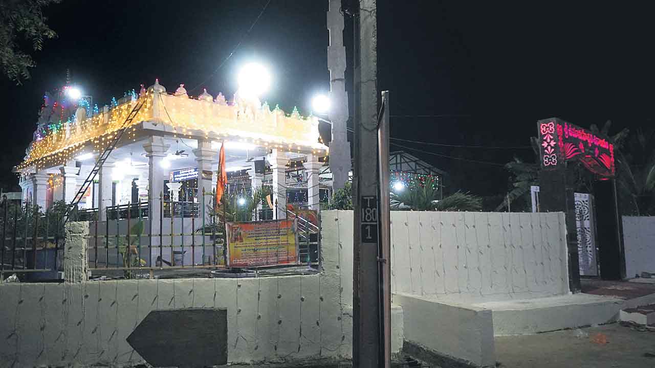 Maha Shivaratri | శివపూజకు వేళాయె.. ఆదిలాబాద్‌ జిల్లాలో ముస్తాబైన శైవక్షేత్రాలు