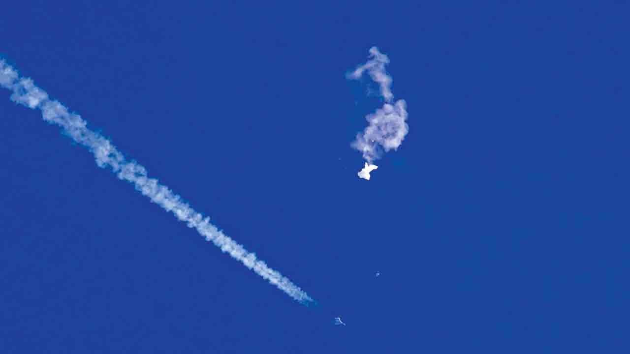 చైనా నిఘా బెలూన్‌ పేల్చివేత