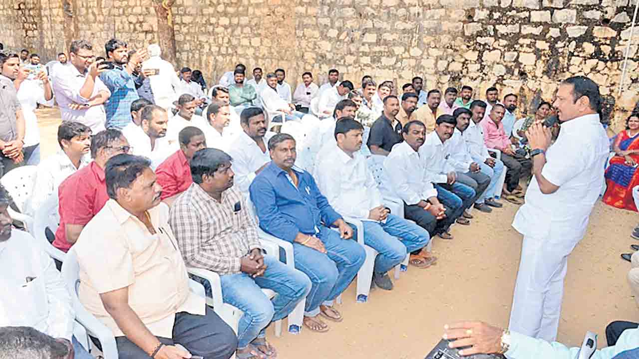 అభ్యర్థులకు అసౌకర్యాలు కలుగొద్దు