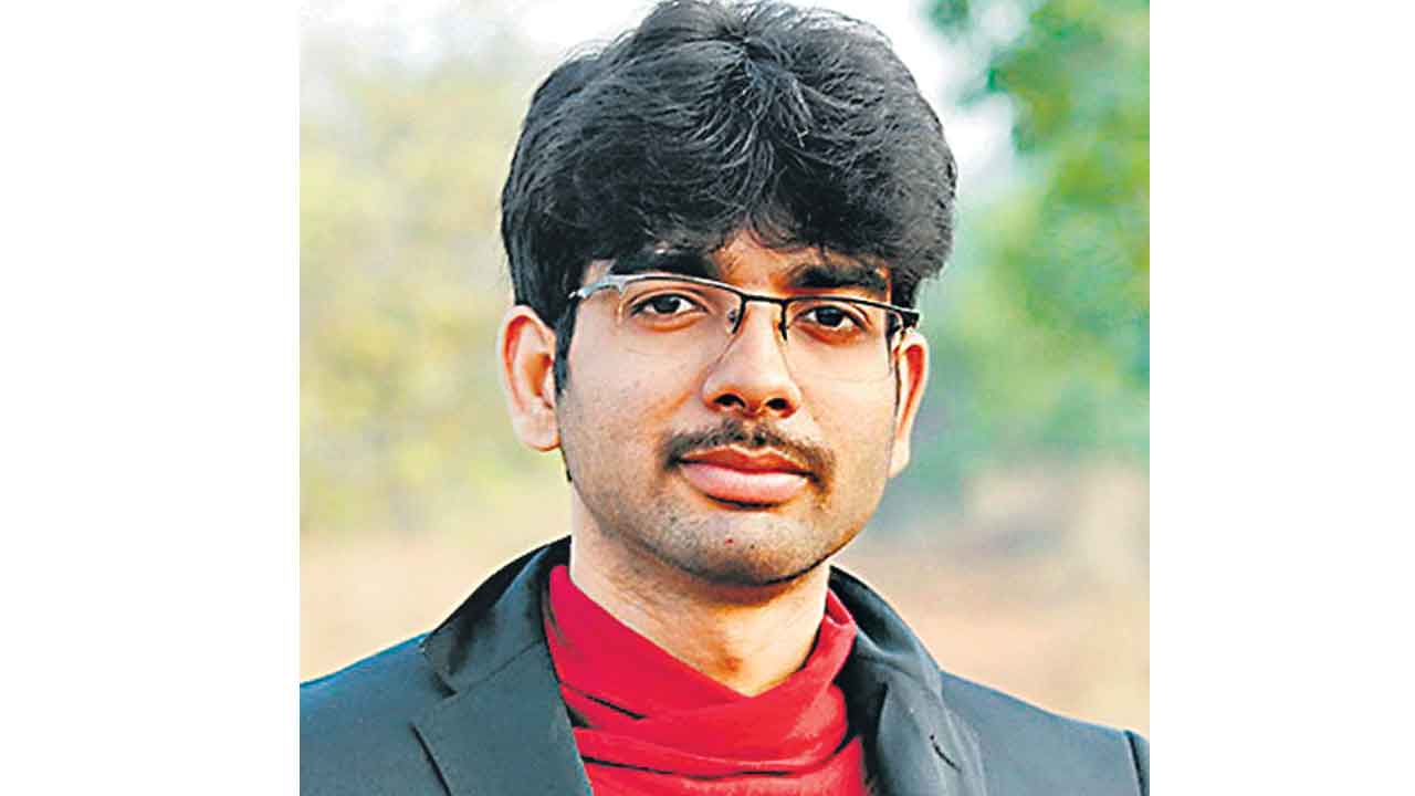 ఫోర్బ్స్ జాబితాలో తెలుగు యువకుడు