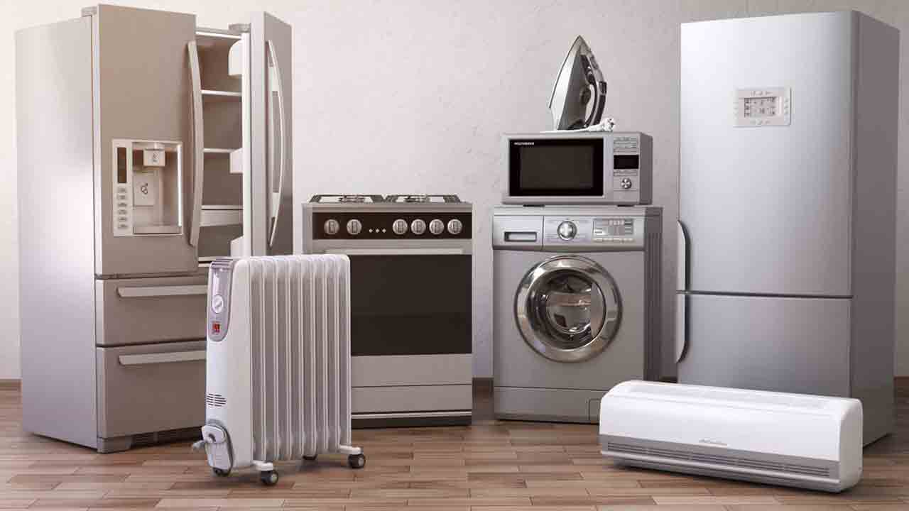 ACs & Fridges | ఎండాకాలం వ‌స్తోంది.. కూలర్లు, ఏసీల‌కు ఫుల్ గిరాకీ.. 7-25 శాతం పెరిగిన ధ‌ర‌లు!