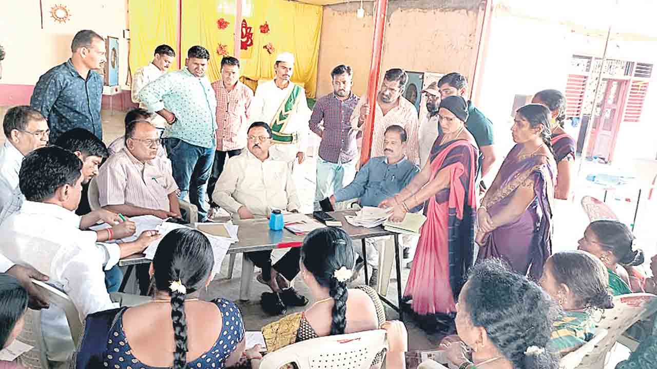 అర్హులకే డబుల్‌ బెడ్‌రూం ఇండ్లు