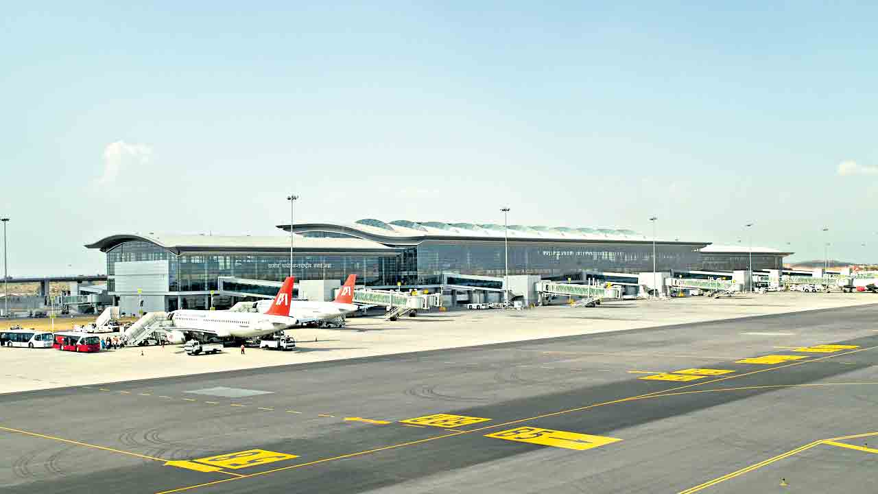 ఎయిర్‌పోర్టుల పునరుద్ధరణ