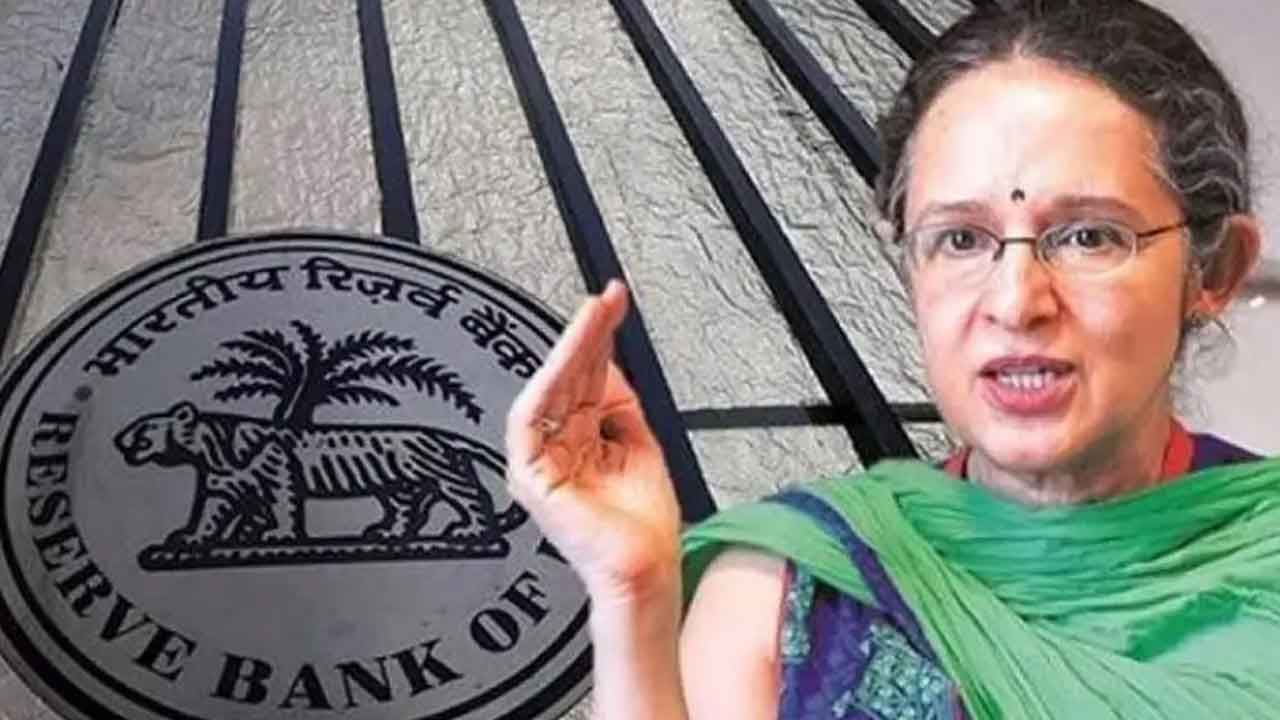 వడ్డీ రేట్ల పెంపు దేనికి.. పన్నులు తగ్గించండి