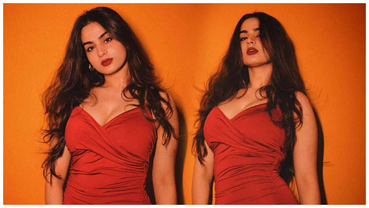 Ayesha Khan | గ్లామర్‌తో సోషల్ మీడియాను షేక్ చేస్తున్న ఆయేషా ఖాన్‌..