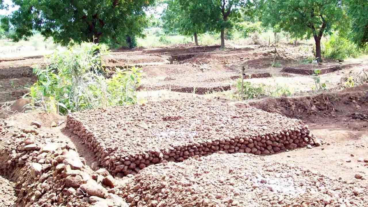 Adani Group | అదానీ కోసం బయ్యారం బలి.. ఇక్కడి ఖనిజానికి నాణ్యత లేదన్న మోదీ సర్కార్‌