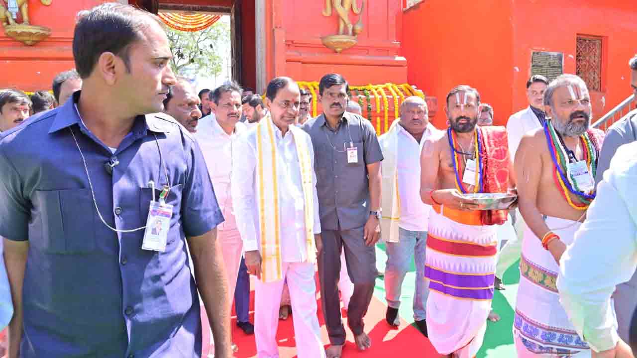కొండగట్టు ఆలయ అభివృద్ధికి మరో రూ.500 కోట్లు: సీఎం కేసీఆర్