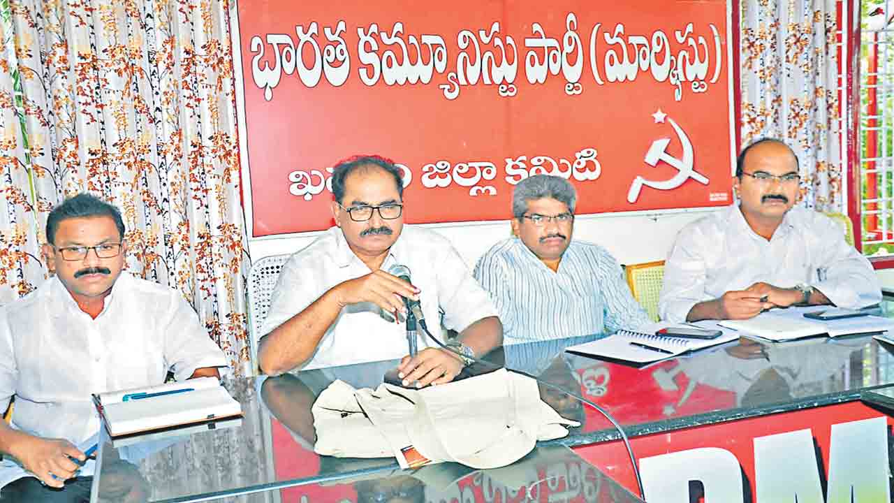 కేంద్ర బడ్జెట్తో కార్పొరేట్లకే మేలు