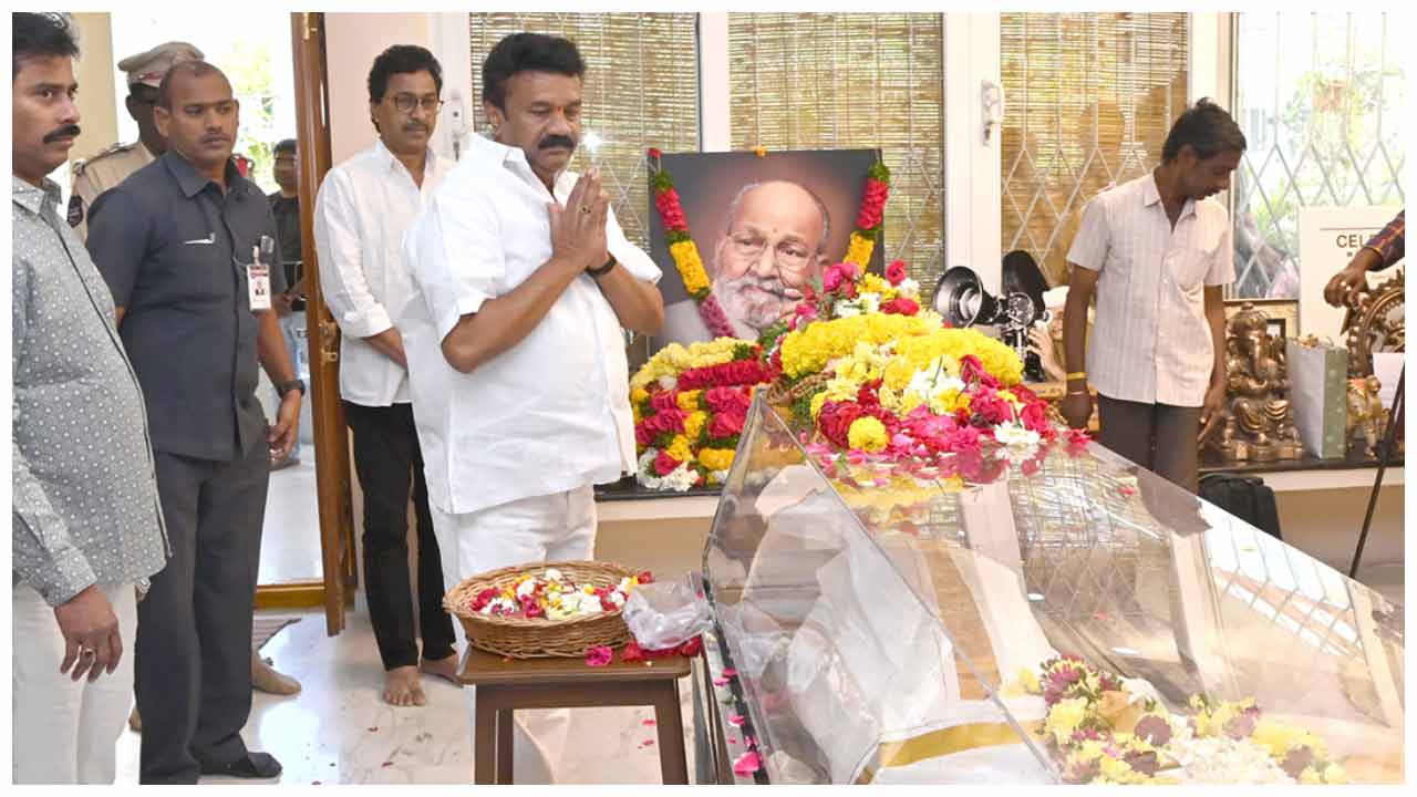 Celebrities Pay Tribute to Legendary Director Viswanath Photos.. Set 02