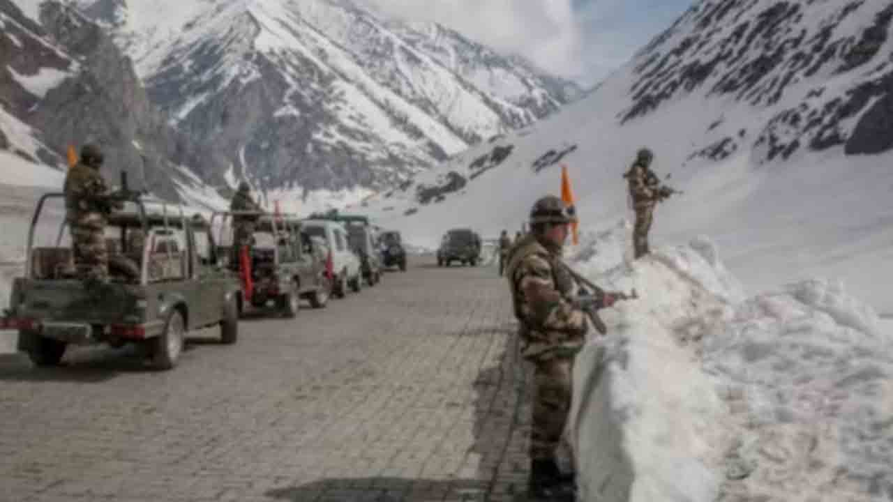 చైనా సరిహద్దులో గూఢచర్యం.. పాక్‌కు రహస్య సమాచారం చేరవేస్తూ పట్టుబడిన జవాన్‌