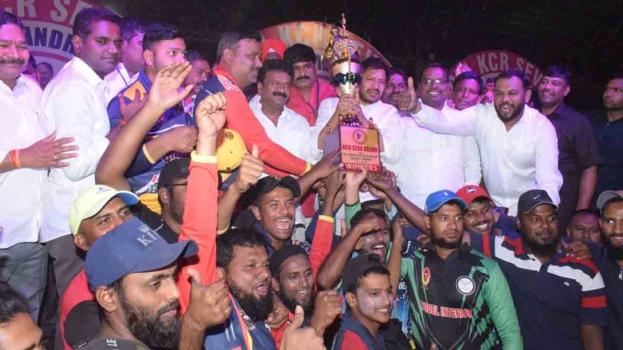 కేసీఆర్‌ క్రికెట్‌ కప్‌ చాంప్‌ ఎమ్‌ఐసీసీ