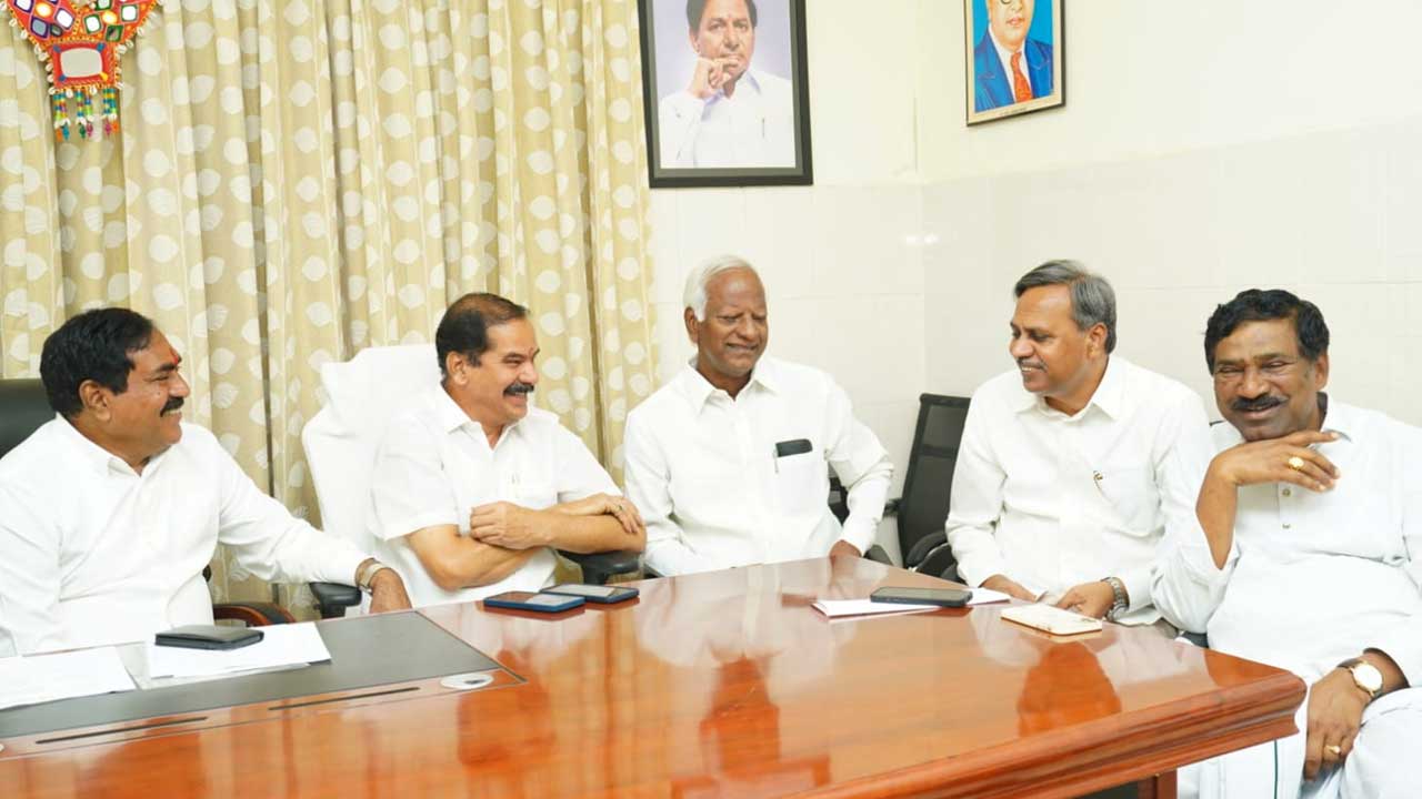 KTR | ఈ నెల 27న స్టేషన్‌ ఘన్‌పూర్‌లో కేటీఆర్‌ పర్యటన.. ఏర్పాట్లపై మంత్రి ఎర్రబెల్లి సమీక్ష