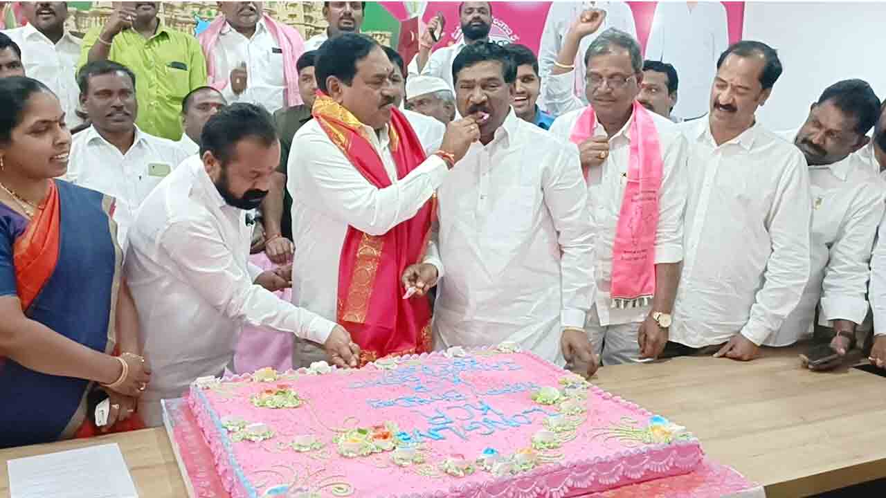 భావి భారత దార్శనికుడు సీఎం కేసీఆర్‌ : మంత్రి ఎర్రబెల్లి