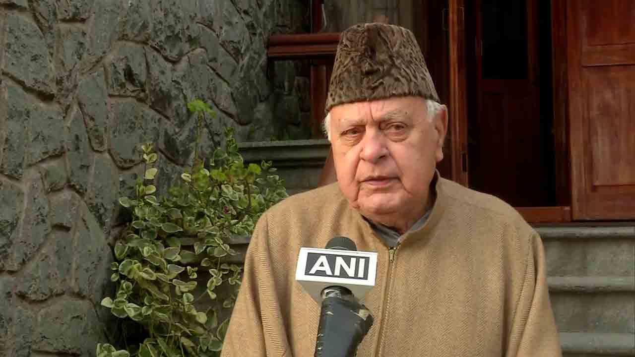 బీబీసీపై ఐటీ దాడులంటే మీడియాను అణగదొక్కడమే: ఫరూఖ్‌ అబ్దుల్లా