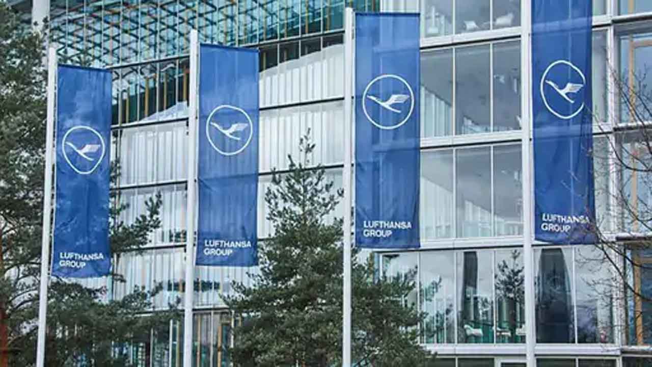 Lufthansa Airlines | లుఫ్తాన్సా ఎయిర్‌లైన్స్‌ కంప్యూటర్స్‌లో సాంకేతిక సమస్య.. నిలిచిపోయిన డజన్ల కొద్దీ విమానాలు