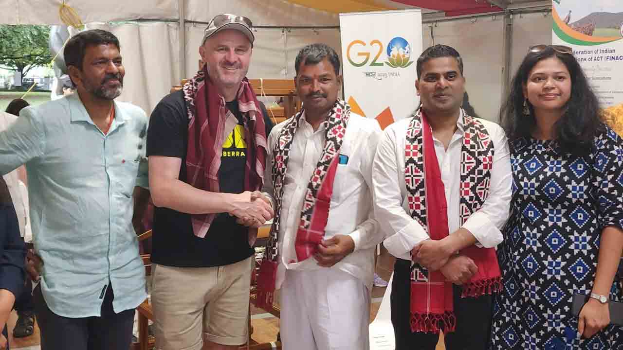 ఆస్ట్రేలియాలో మన చేనేతకు విశేషాదరణ