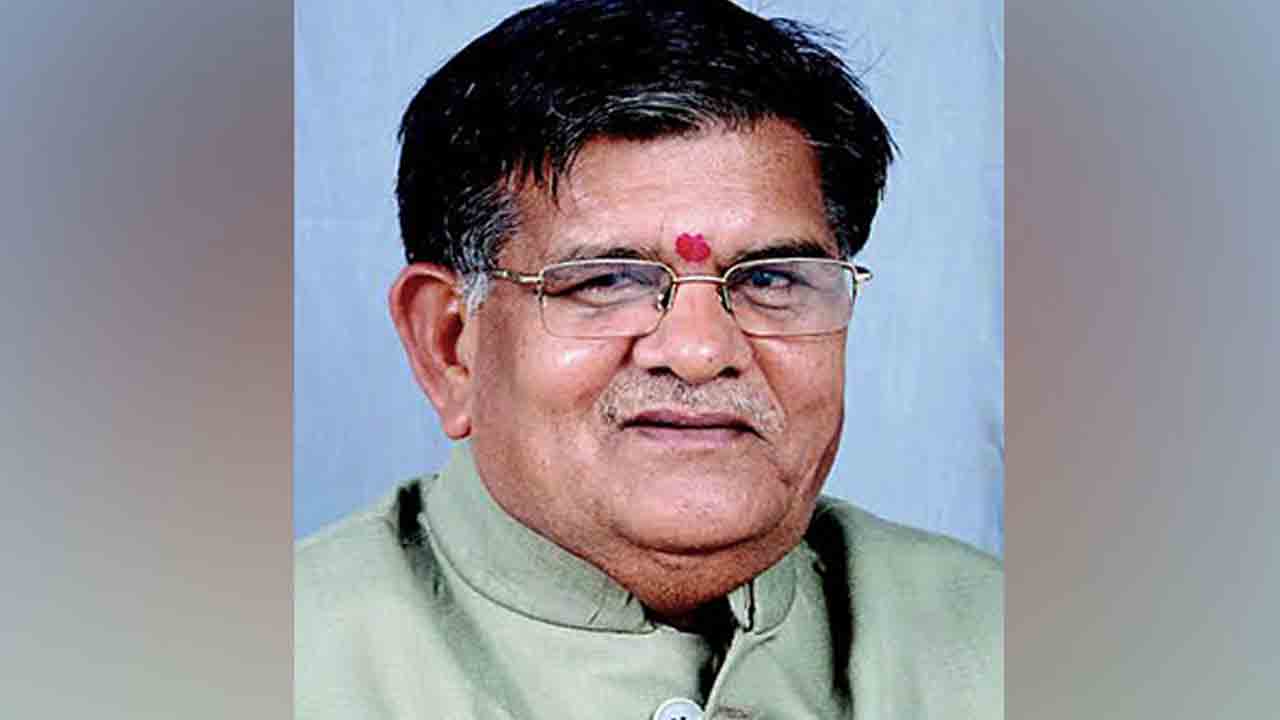 Gulab Chand Kataria | అసోం గవర్నర్‌గా గులాబ్‌చంద్‌ కటారియా ప్రమాణస్వీకారం