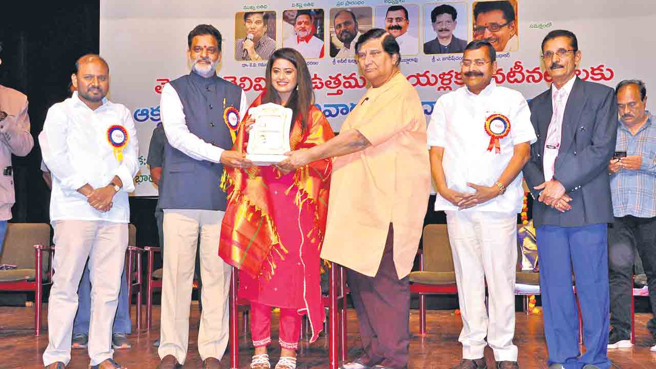 ఫిలింనగర్‌ మాదిరిగానే టీవీనగర్‌ ఏర్పాటుకు కృషి