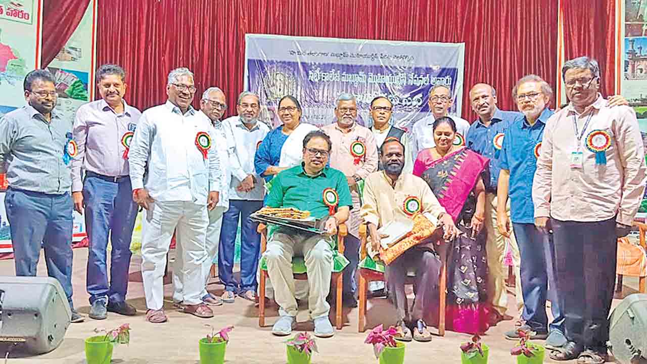 మగ్దూం సాహిత్య స్ఫూర్తిని చాటి చెప్పాలి