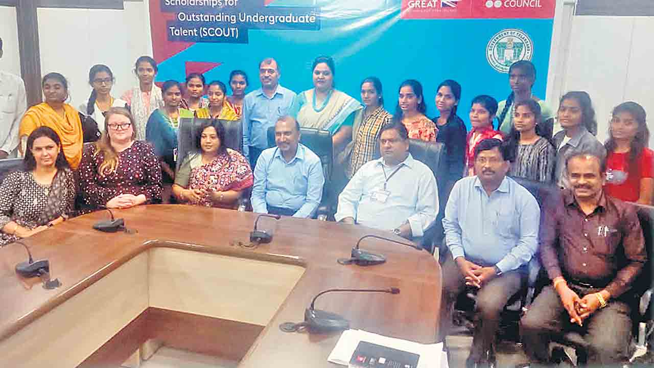 అత్యాధునిక విజ్ఞాన కేంద్రంగా తెలంగాణ