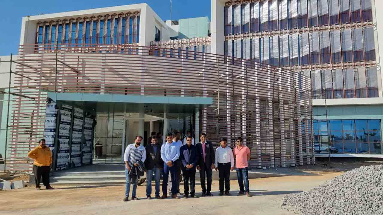 నిజామాబాద్‌ ఐటీ హబ్‌ను సందర్శించిన అమెరికా, ఆస్ట్రేలియా కంపెనీల ప్రతినిధులు