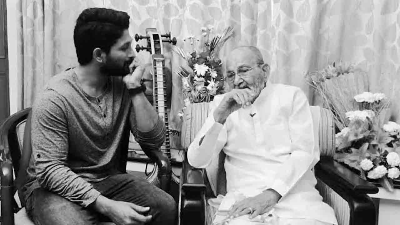 K Viswanath | ప్రతీ యాక్టర్కు గురువు కే విశ్వనాథ్ : అల్లు అర్జున్