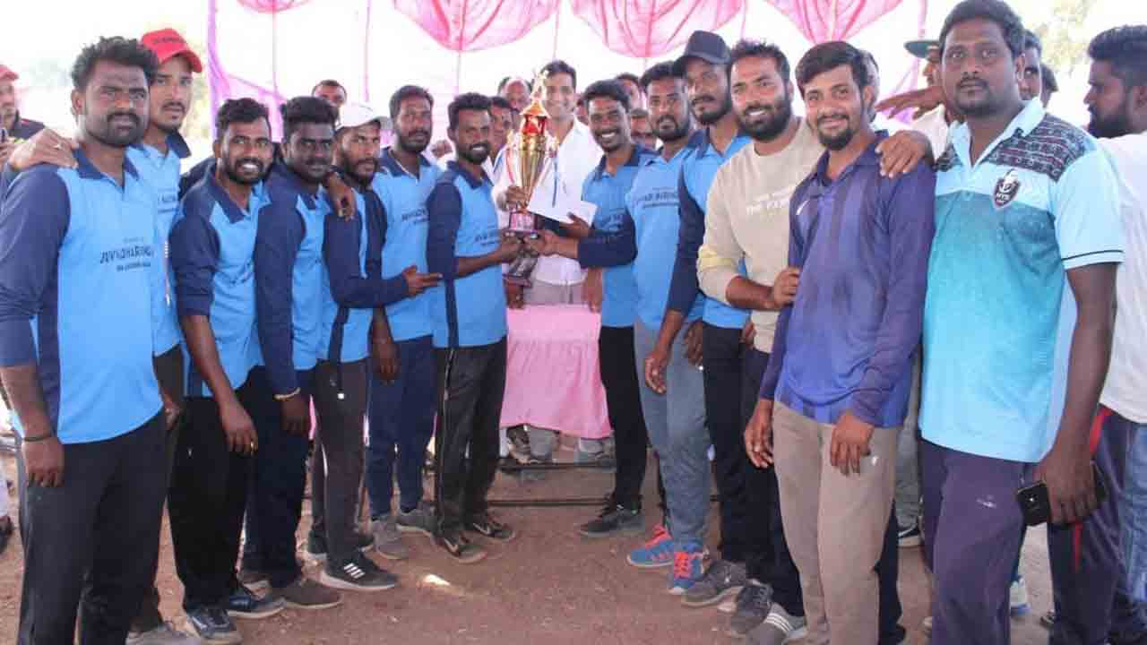 అభివృద్ధిలో భాగస్వాములవ్వాలి