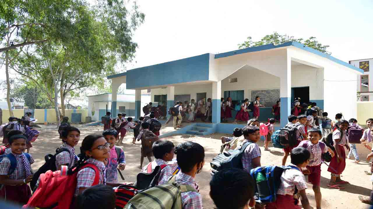 చూడచక్కని చింతకుంట బడి